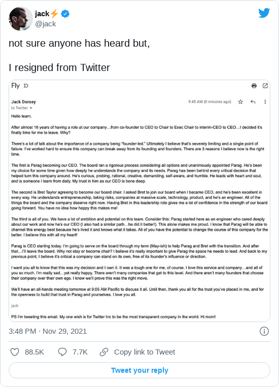 Jack Dorsey Twitter'dan istifa ettiğini duyuruyor